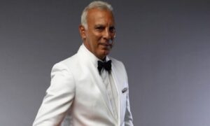 Στις 2 Μαΐου η αναγόρευση του Νίκου Γκάλη σε Επίτιμο Διδάκτορα του ΑΠΘ