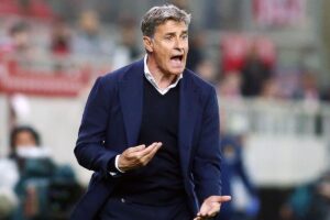 Ολυμπιακός: Παραιτήθηκε ο Μίτσελ