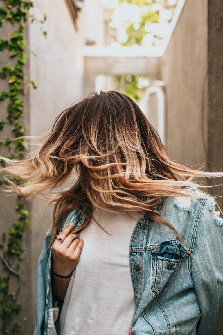tyler-nix-vsS4hjCYuTE-unsplash