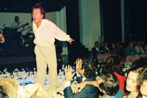 Τέλος εποχής: Ο «ιστορικός» Διογένης γίνεται κτίριο γραφείων