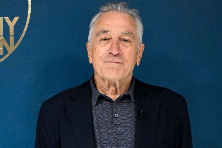 robert-deniro-baby-050923-e98655fcb42f4dafa9a731383e2921b0
