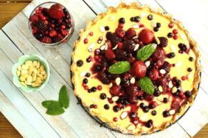 Καλοκαιρινή τάρτα με φρούτα του δάσους