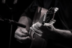 Η εκπαιδευτική διαδικτυακή πλατφόρμα REDU με θέμα την αστική λαϊκή μουσική, ανοίγει στο κοινό