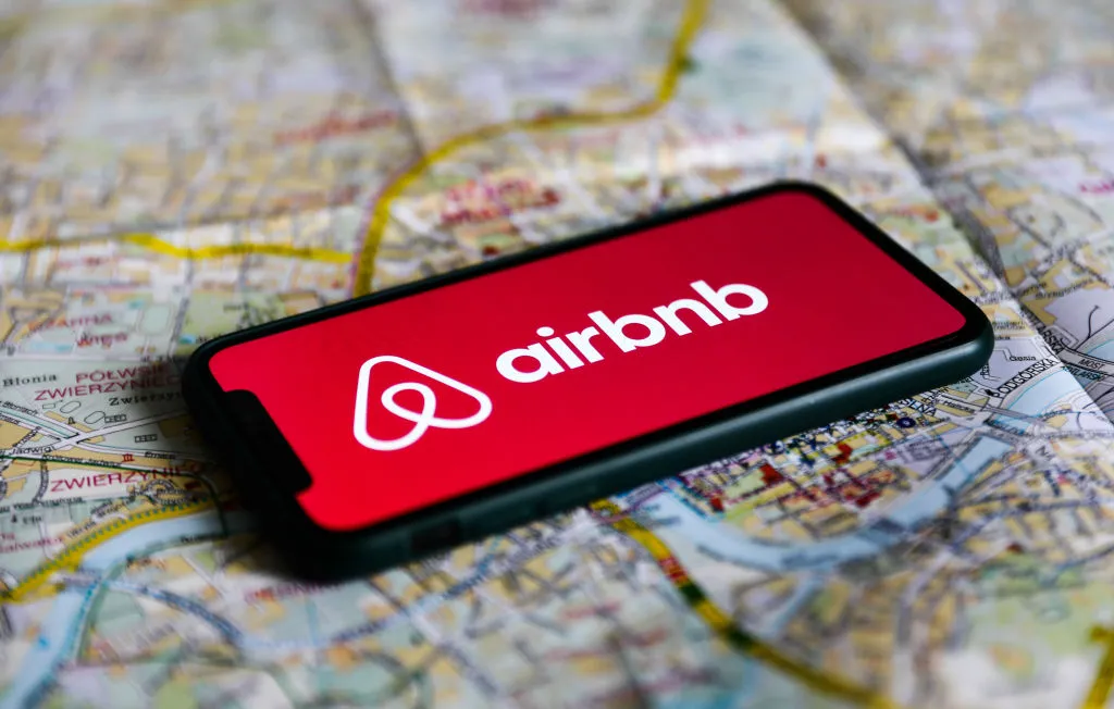 Airbnb τέλος όπως τα ξέραμε – Τι θα ισχύει από εδώ και πέρα και πρέπει να γνωρίζουμε