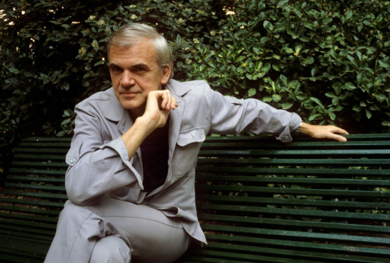 Portrait de Milan Kundera en 1982