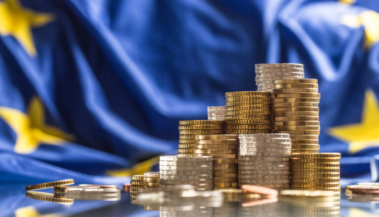 eurozone-euros-anaptxi-plithorismos-910x521