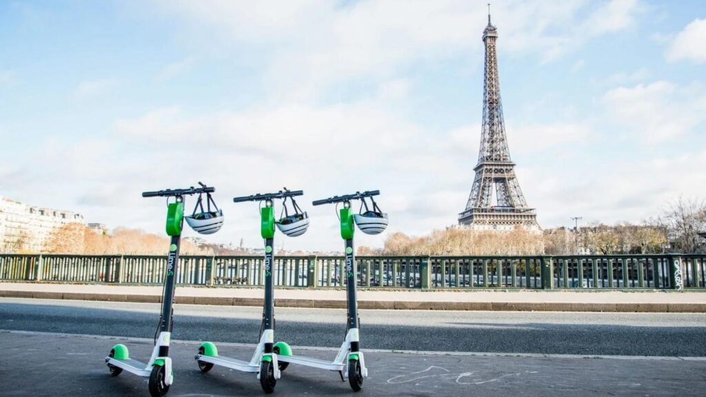 Paris-Referendum-Electric-Scooters-CarsElectric-1
