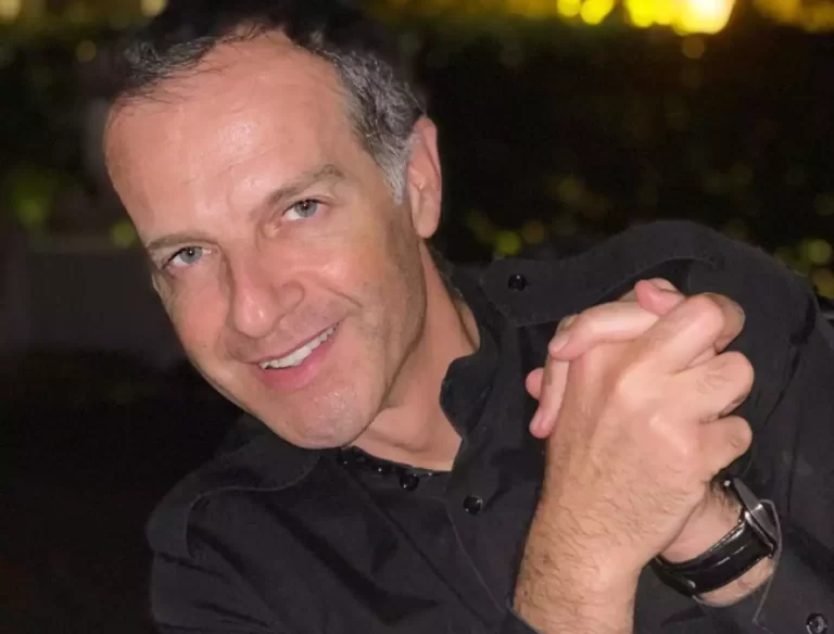 Άρης Καβατζίκης: Ο έντονος καβγάς με τη Φαίη Σκορδά και η αποχώρηση από την εκπομπή των Κωστόπουλου – Μπαλατσινού