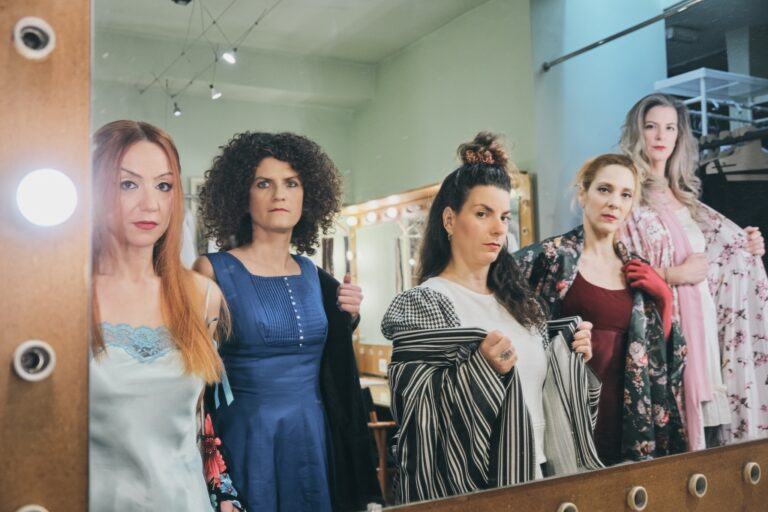 ''APOPSE AYTOSXEDIAZOYME'' PHOTO_3