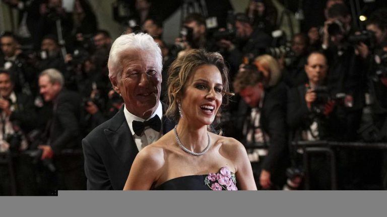 Richard-Gere-wife (1)