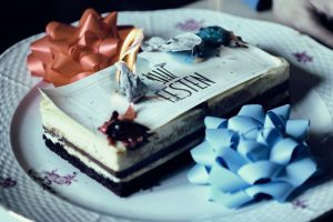 “FESTEN” σε σκηνοθεσία Οδυσσέα Παπασπηλιόπουλου | Θέατρο ΑΛΜΑ από 30/10