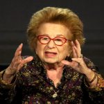 Οι 10 συμβουλές της Δρ Ρουθ για το τέλειο σεξ