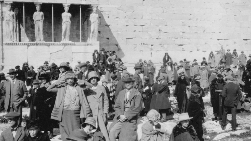 «Η Αθήνα του Μεσοπολέμου 1922-1940» της Μαρίας Ηλιού