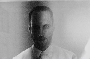 ΔΙΠΤΥΧΟ: H νέα performance του Κωνσταντίνου Παπασωτηρόπουλου | ΠΛΥΦΑ 28 – 29 – 30 Μαρτίου | 4 – 5 – 6 Απριλίου 2025