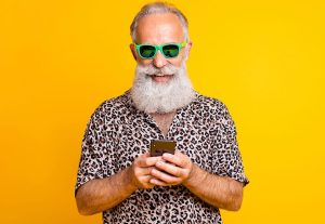 Βaby boomers σε σύνταξη και οι δουλειές ξεμένουν από εργαζόμενους