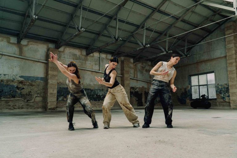 Sonic Dances – Ένα έργο για την ηχώ, την αντήχηση και τη δόνηση | 5 έως 8 Μαΐου 2025 στο ΦΙΑΤ 