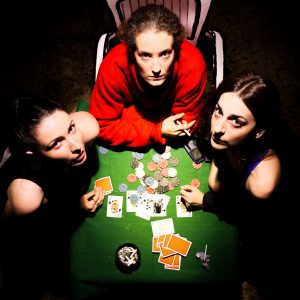 TOXICITY σε σκηνοθεσία Γιώργου Νικολόπουλου από Τεχνοχώρος ΦΑΜΠΡΙΚΑ