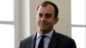 Ανάρτηση του Τ.Χατζηβασιλείου για την παραίτηση του από τη θέση του υφ. Εξωτερικών