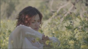 “Για άλλους κόσμους” από την Πολυξένη Καράκογλου