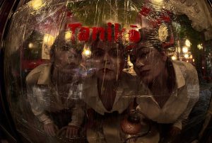 το wine bar «Tanikō» κάνει πρεμιέρα στο θέατρο Επί Κολωνώ