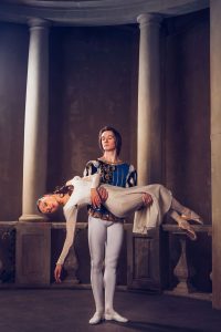 Το αριστούργημα “Ρωμαίος και Ιουλιέτα”, με διεθνείς αστέρες του κλασικού μπαλέτου, για πρώτη φορά στο Θέατρο Ακροπόλ