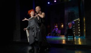 “Αλλαγή : Μέθοδος”  Βασισμένο στο ομώνυμο βιβλίο του Εντουάρ Λουί στο θέατρο Φούρνος | Δεύτερη χρονιά επιτυχίας