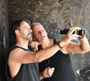 «Αυτοί που κοιτούν» του Βασίλη Μαυρογεωργίου στο ΘΕΑΤΡΟ 104