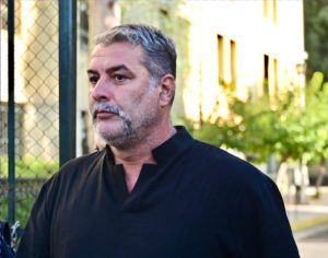 Πρόστιμο 1200 ευρώ και αφαίρεση διπλώματος για τον Βασίλη Μπισμπίκη