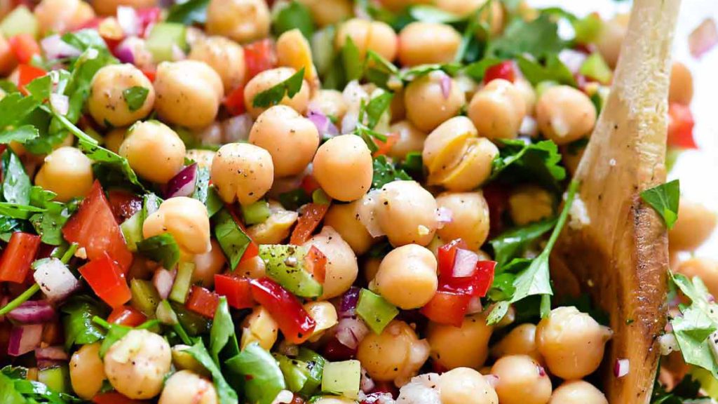 Το μυστικό συστατικό που βοηθάει να μαλακώσουν γρήγορα τα ρεβίθια