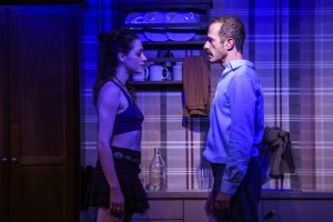 «Στην Εξοχή» του Martin Crimp στο θέατρο Αποθήκη