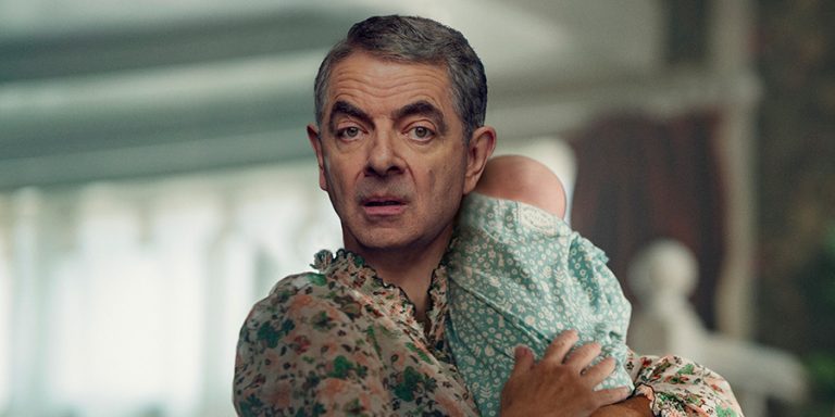 Ο Rowan Atkinson επιστρέφει στο “Man vs. Baby” του Netflix