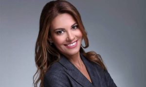 Φαίη Μαυραγάνη: «Η σεζόν είναι πολύ άγρια, με ένα τηλεοπτικό τοπίο που όλο και ζορίζεται»