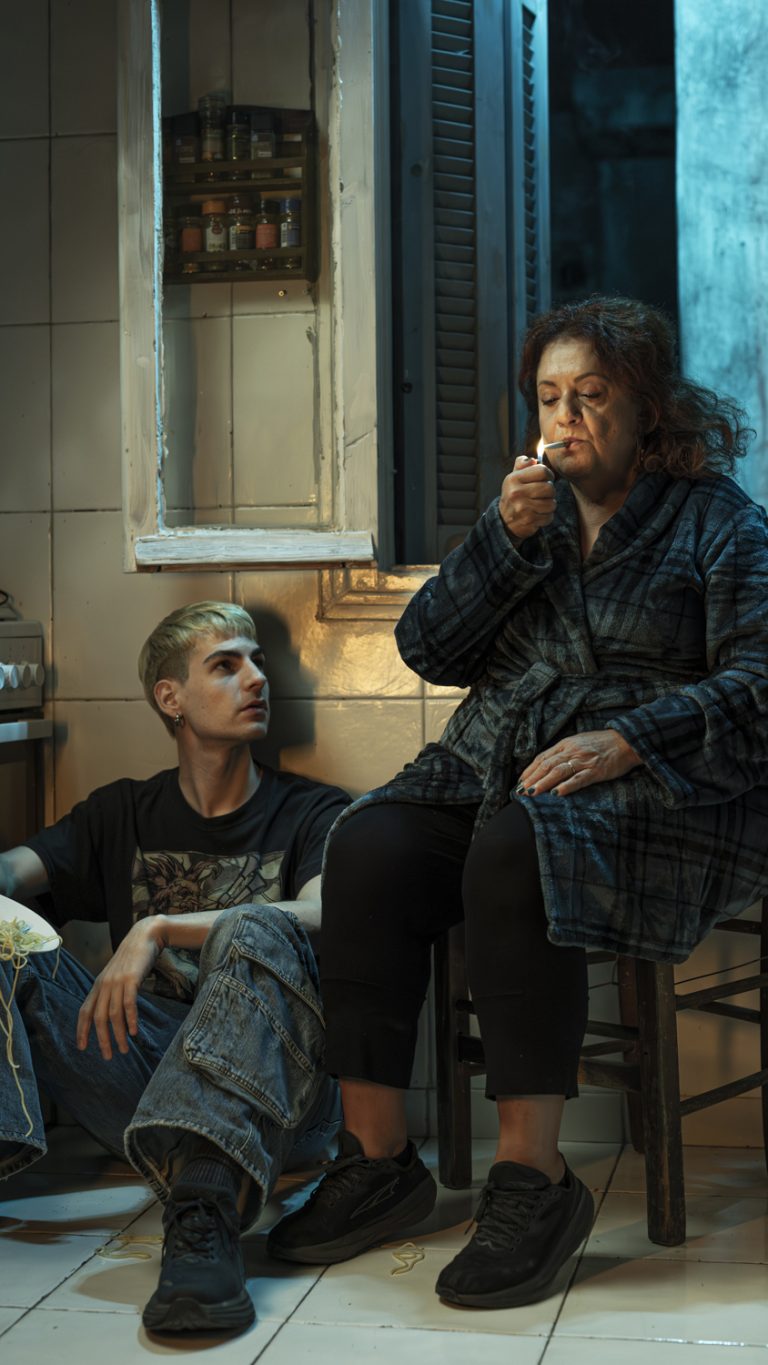 «Αγώνες και μεταμορφώσεις μιας γυναίκας» του Εντουάρ Λουί | Από 5 Νοεμβρίου στο Θέατρο Τζένη Καρέζη