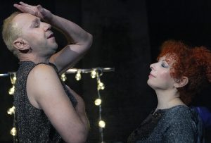 «Αλλαγή: Μέθοδος» βασισμένη στο ομώνυμο βιβλίο του Εντουάρ Λουί, για δεύτερη χρονιά από τις 6 Δεκεμβρίου στο Θέατρο Ψυρρή