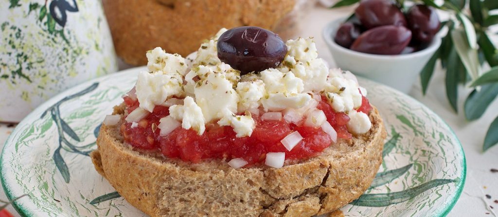 Μια ελληνική σαλάτα ξεχωρίζει ανάμεσα στις 100 καλύτερες του κόσμου στον Taste Atlas! 