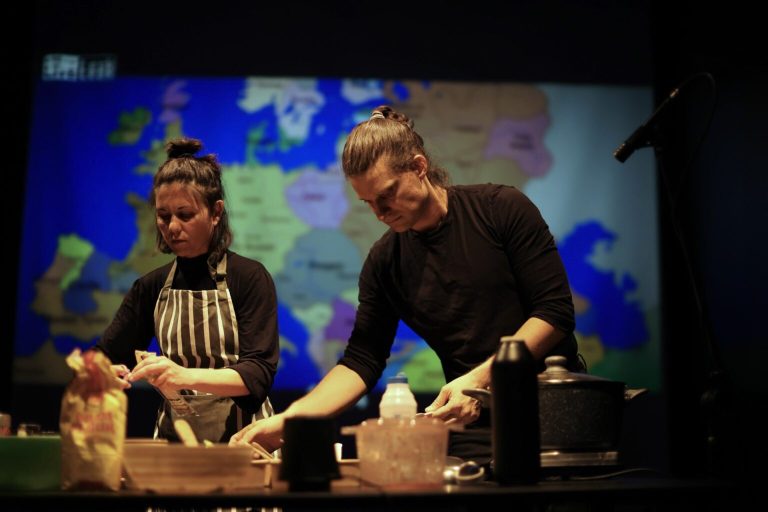 13 χρόνια Φουγάρο: «Η Σούπα / The Soup» mixed-media performance την Παρασκευή 5 Δεκεμβρίου | «Όχι εγώ» του Σάμιουελ Μπέκετ από την Ομάδα Άρση – Θέση το Σάββατο 13 Δεκεμβρίου