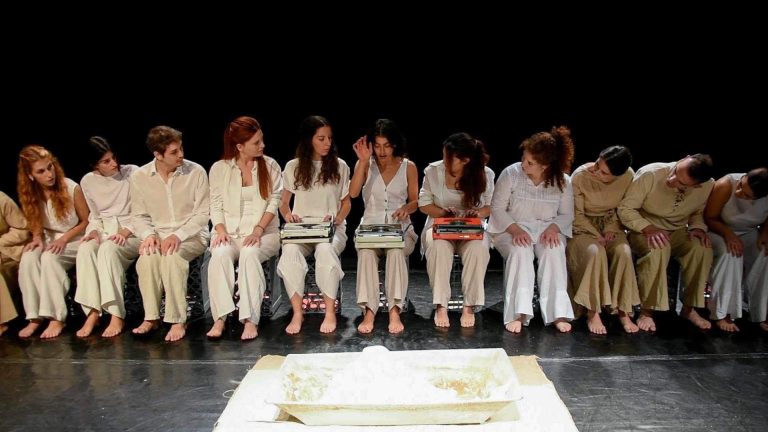 Η Φόνισσα του Αλέξανδρου Παπαδιαμάντη σε σκηνοθεσία Θοδωρή Αμπαζή από την Ομάδα “Φάος” στο Θέατρο Χώρος από τις 26 Ιανουαρίου