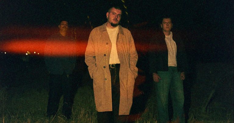 Νέο διπλό single από τους Loud Silence – Filled With Nothing / Feeling like GOD 