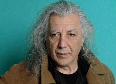 Νίκος Τουλιάτος:  «Δεν δέχομαι κανενός είδους ”πρέπει” – Ζω με τα θέλω μου και αποδέχομαι τις συνέπειες»