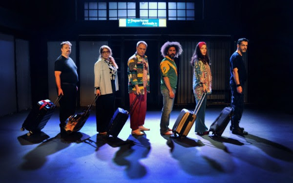 Lost & Found στο Θέατρο Altera Pars | Ένα σύγχρονο έργο για τη μετανάστευση σε σκηνοθεσία Πέτρου Νάκου