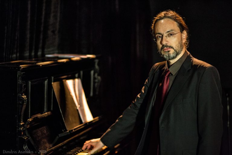 Μάριος Στρόφαλης