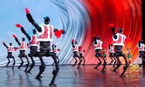 I-Kina-upo-1714070-3e95cce7-robot