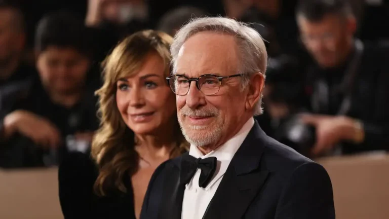 Ο Στίβεν Σπίλμπεργκ έγινε μέλος του κλειστού και σχεδόν μυθικού κλαμπ των EGOT μετά τη νίκη του στα Gramm