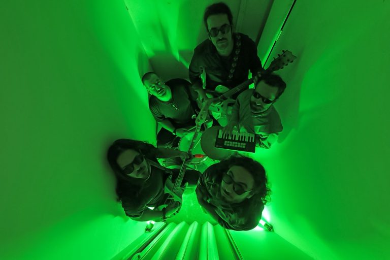  Θερμαϊκός – Ψύλλοι στ’Άχυρα 