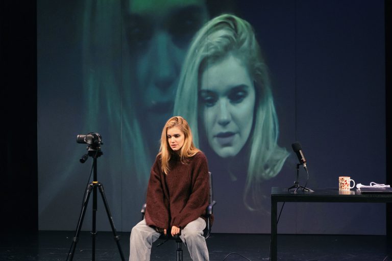 GIRLS&BOYS_©DESPINA_SPYROU_00967