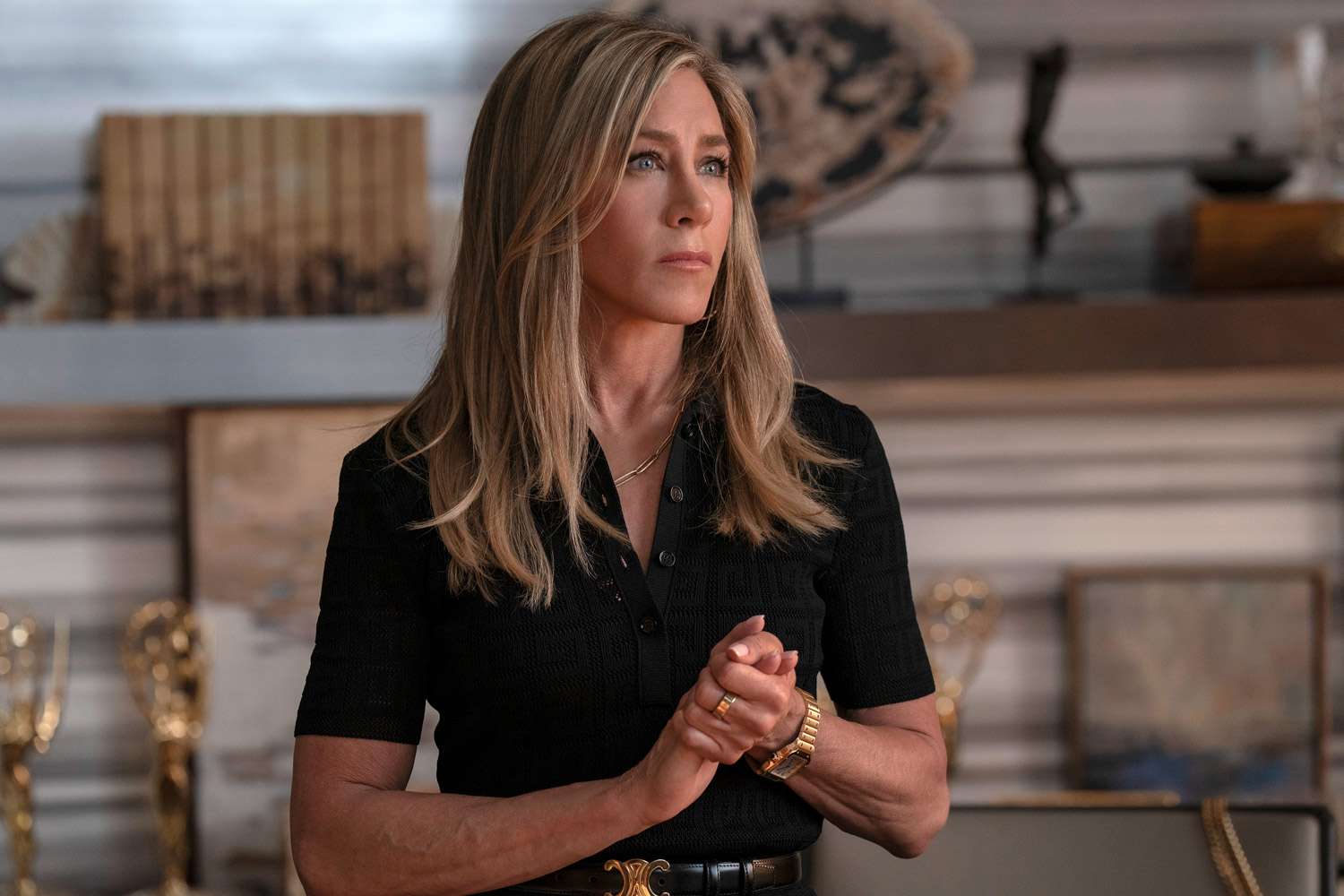 Jennifer-Aniston-The-Morning-Show-Season-4-052825-tout-0cabe5e96d0347fc972f4a54fe46e975