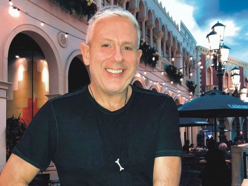 dousis-las-vegas-2-eikones