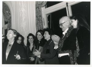 Αρχείο ΜΚΗΛ. Mε την Helene Arveler κατά την απονομή του Σπαθιού για την ένταξη στο Institut de France