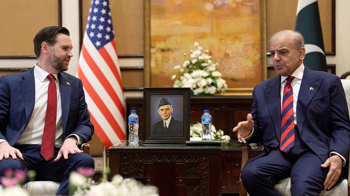 3034677-reuters-651786-625885-94336238-6522207913176309904312-697659-11080382129468