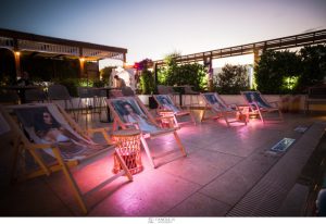 Foureira x MĒYIA: Ένα λαμπερό rooftop cocktail party στο ξενοδοχείο Μεγάλη Βρετανία